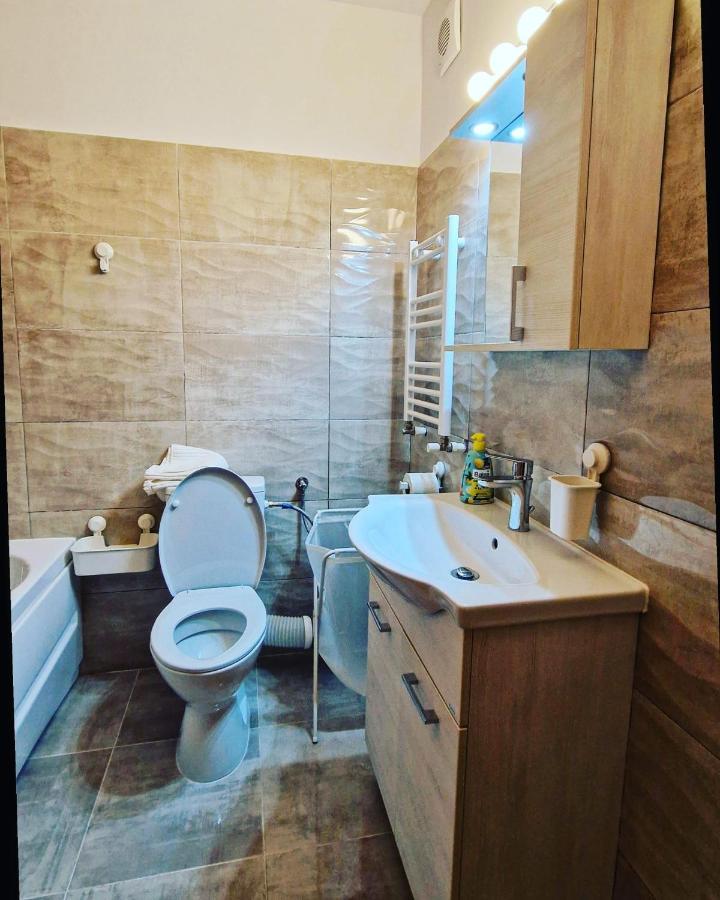 Lux & Confort - Apartament 3 Camere Bucureşti Exterior foto